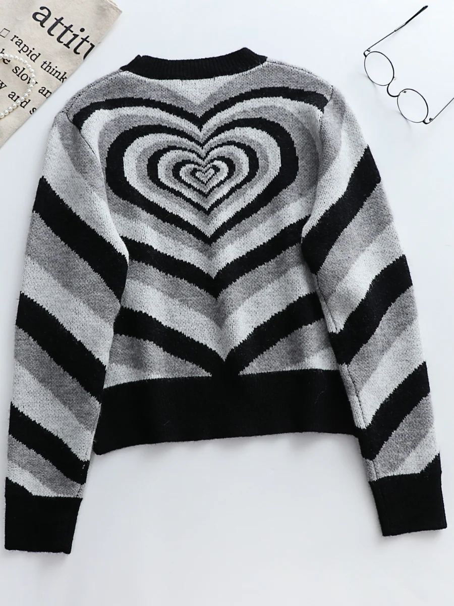 Smaibulun | Black Grey Heart Ring Knit Top - Image 5