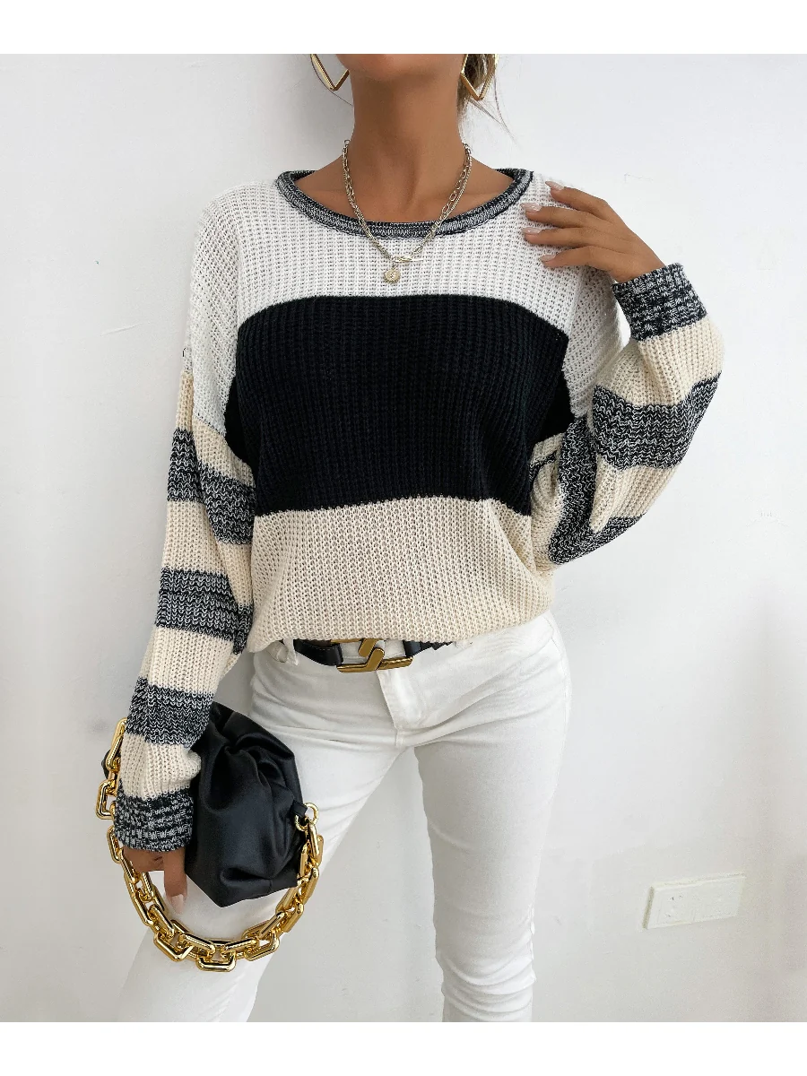 Smaibulun | Black Grey Stripe Block Sweater - Image 3