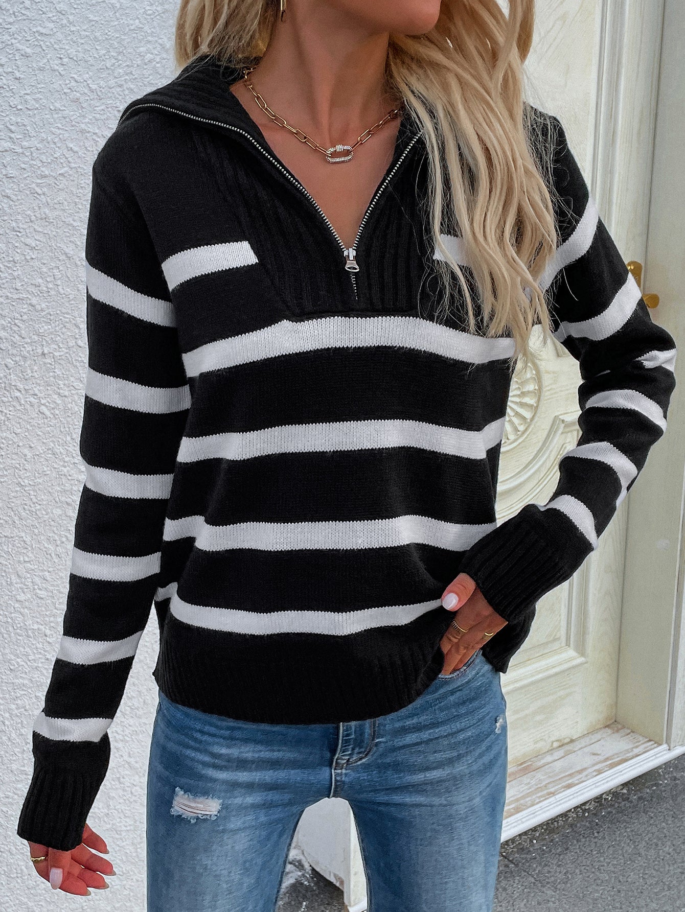 Smaibulun | Black Stripe Quarter-Zip Knit Pullover - Image 4