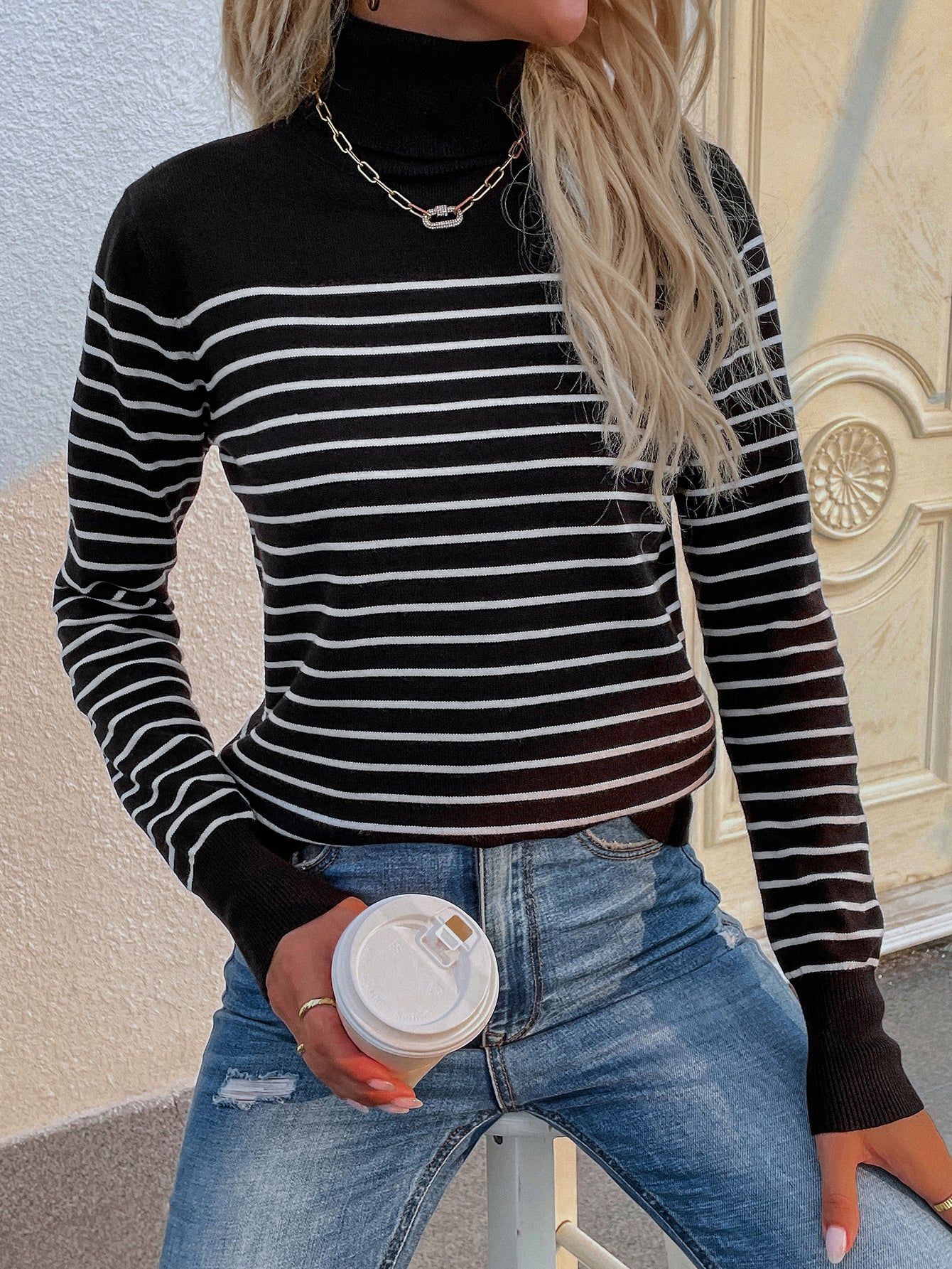 Smaibulun | Black Stripe Turtleneck Knit Top - Image 4