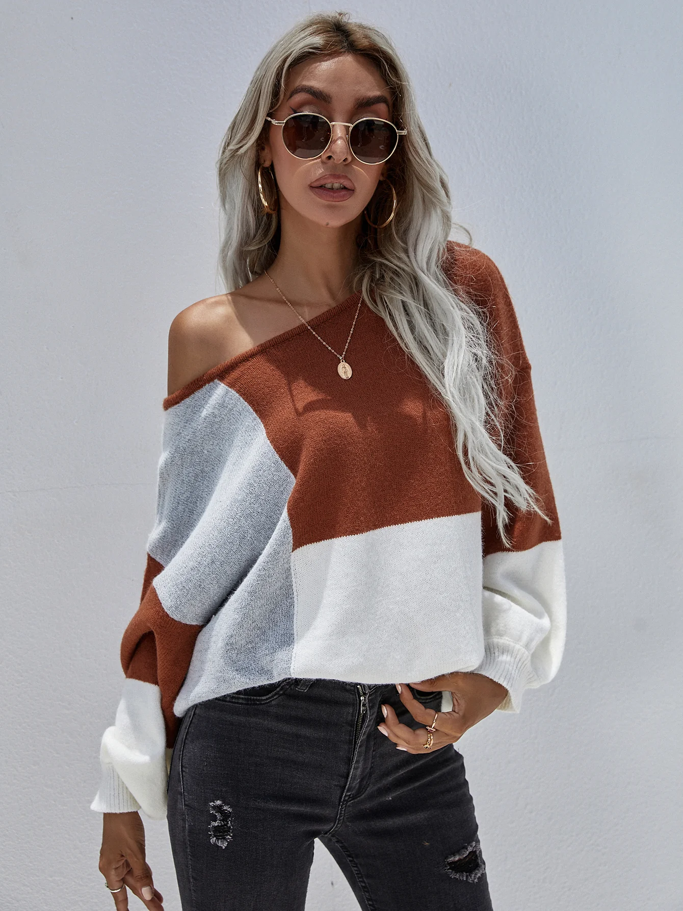 Smaibulun | Color Block Pattern Knit Sweater - Brown - Image 2