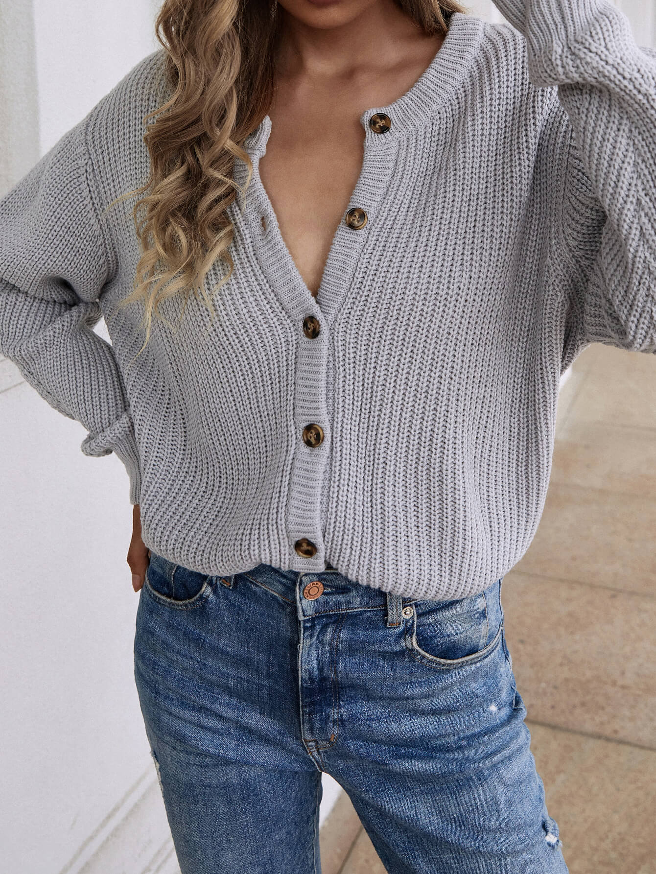 Smaibulun | Front and Back Wearable Knit Cardigan - Grey - Image 2