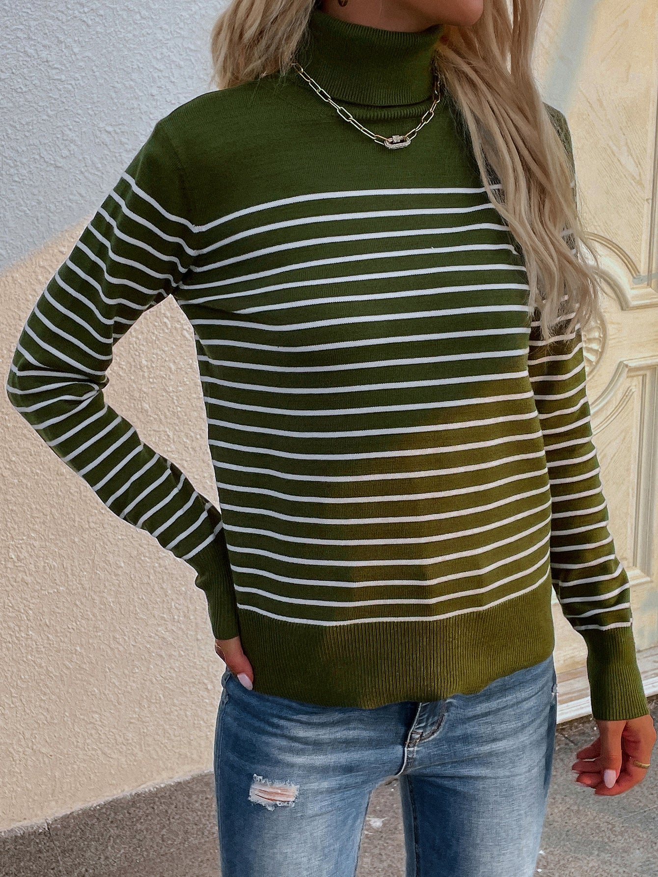 Smaibulun | Green Stripe Turtleneck Knit Top - Image 2