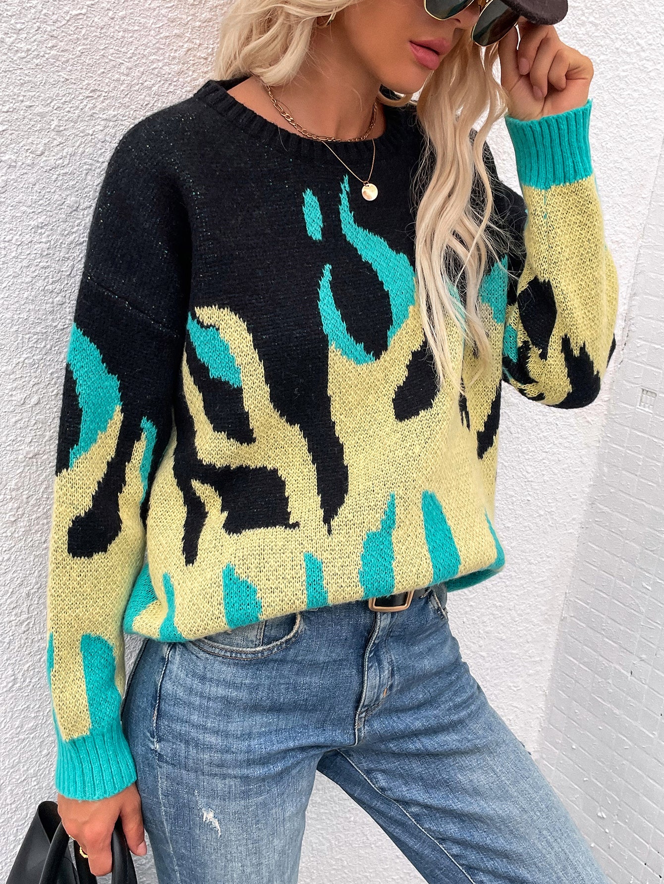 Smaibulun | Green Yellow Flame Black Knit Sweater - Image 5