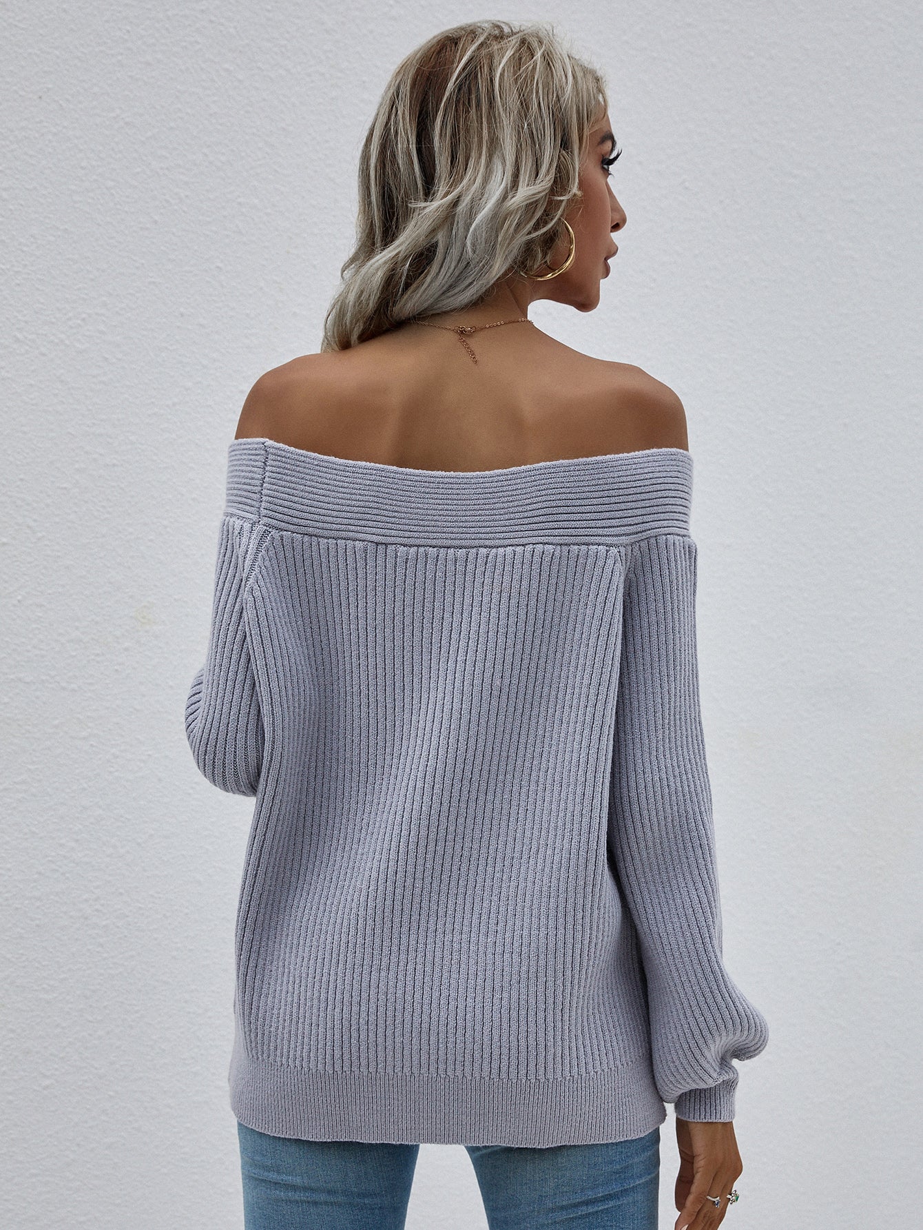 Smaibulun | Grey Bell-Sleeve Off-Shoulder Knit Sweater - Image 5