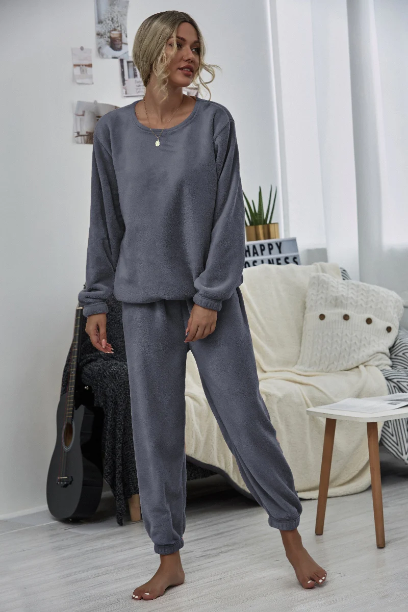 Smaibulun | Grey Crewneck Sweatshirt & Joggers - Image 5