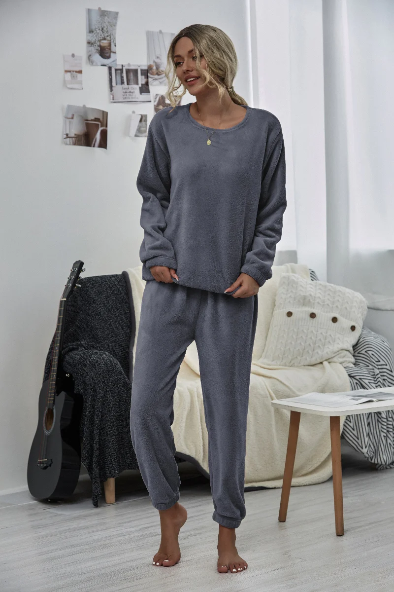 Smaibulun | Grey Crewneck Sweatshirt & Joggers - Image 7