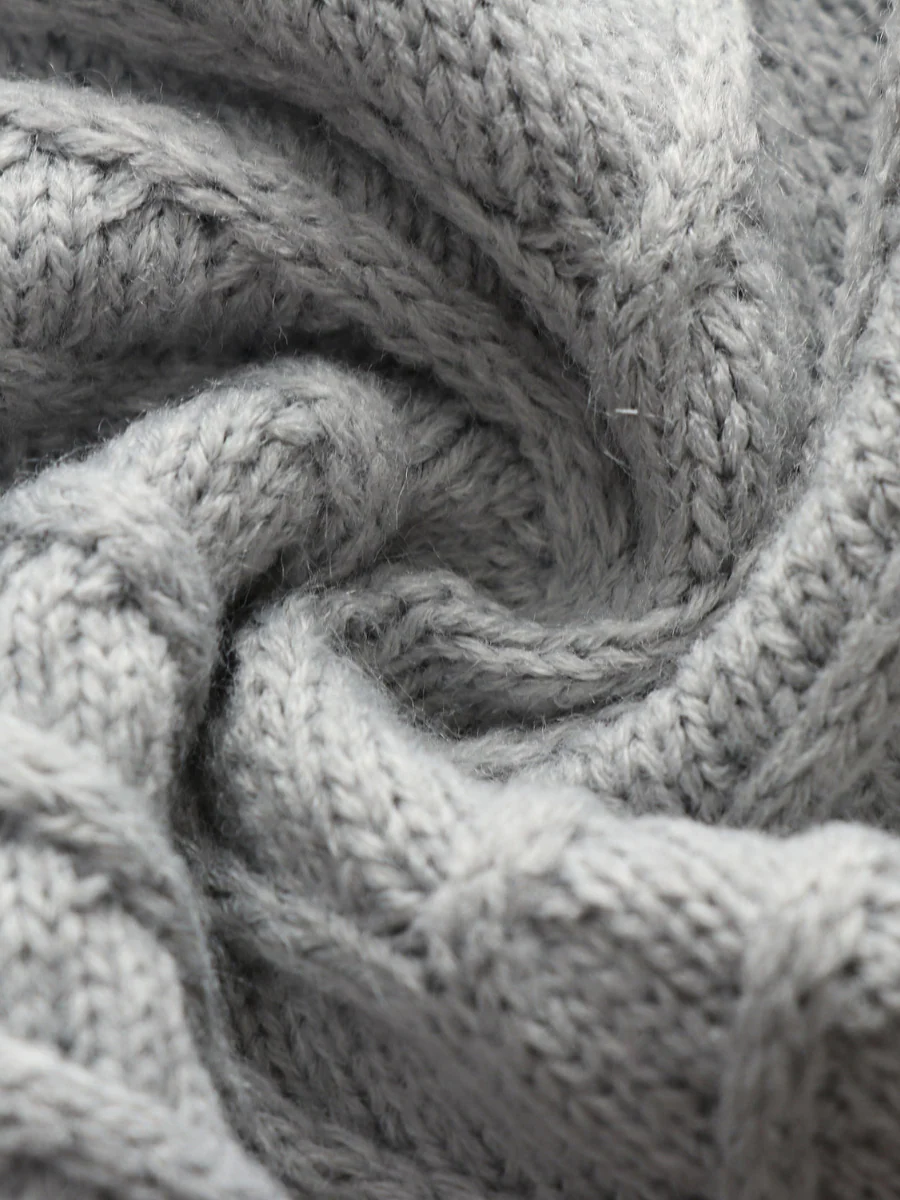 Smaibulun | Grey Shoulder Cut-Out Knit Sweater - Image 7