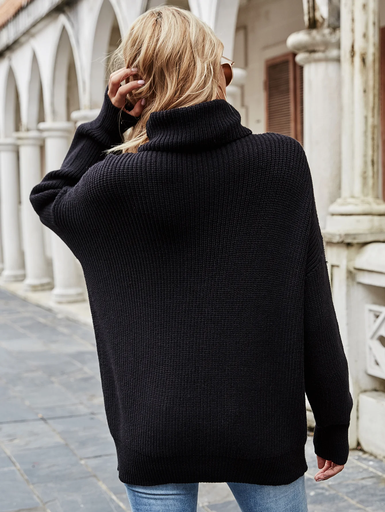Smaibulun | ILLY Turtleneck Basic Knit Sweater - Black - Image 6