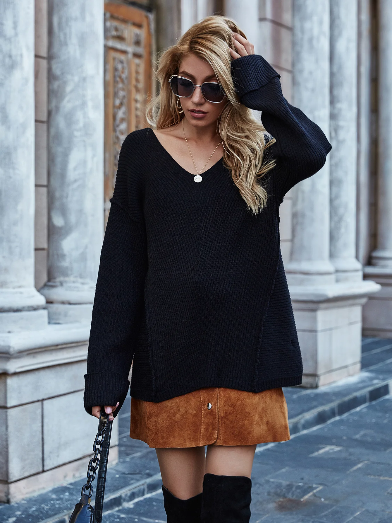 Smaibulun | MACHE Low V-Neck Oversize Sleeve Knit Top - Black - Image 5