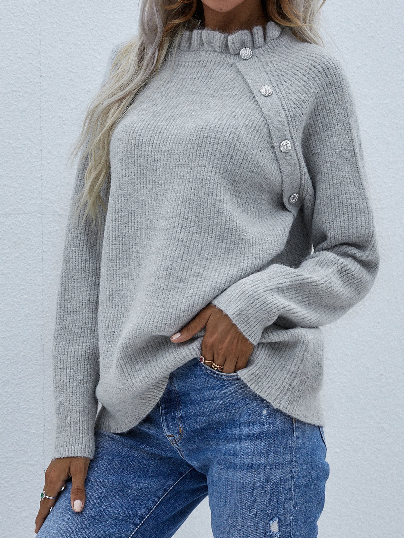 Smaibulun | MAKEDO Grey Knit Sweater - Image 2