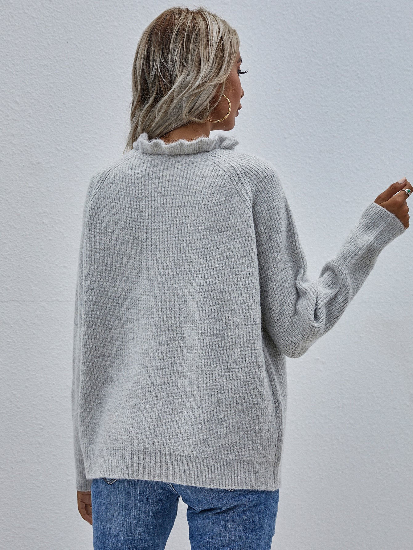 Smaibulun | MAKEDO Grey Knit Sweater - Image 6