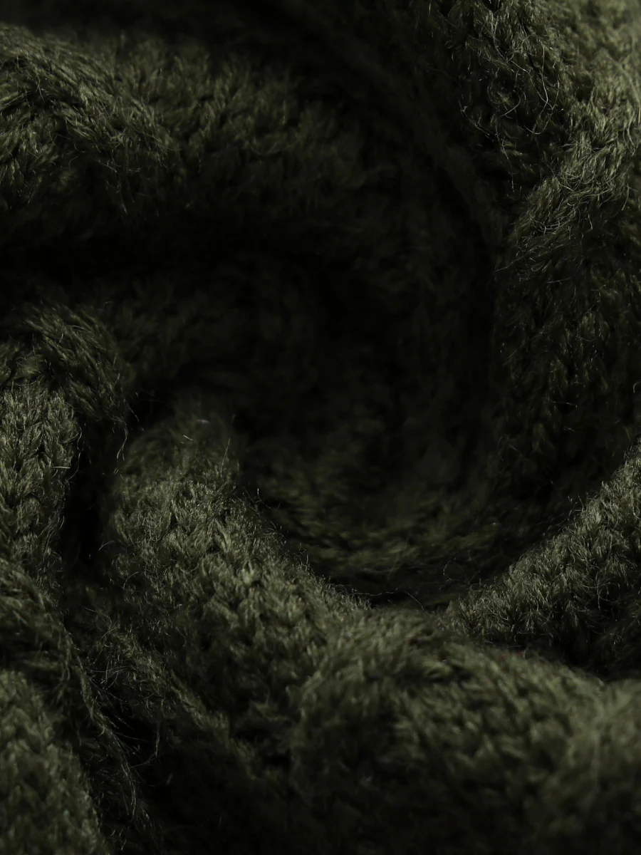 Smaibulun | Olive Shoulder Cut-Out Knit Sweater - Image 7