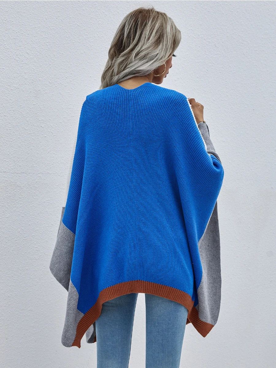 Smaibulun | Color Block Knit Ruana - Blue & Grey - Image 6