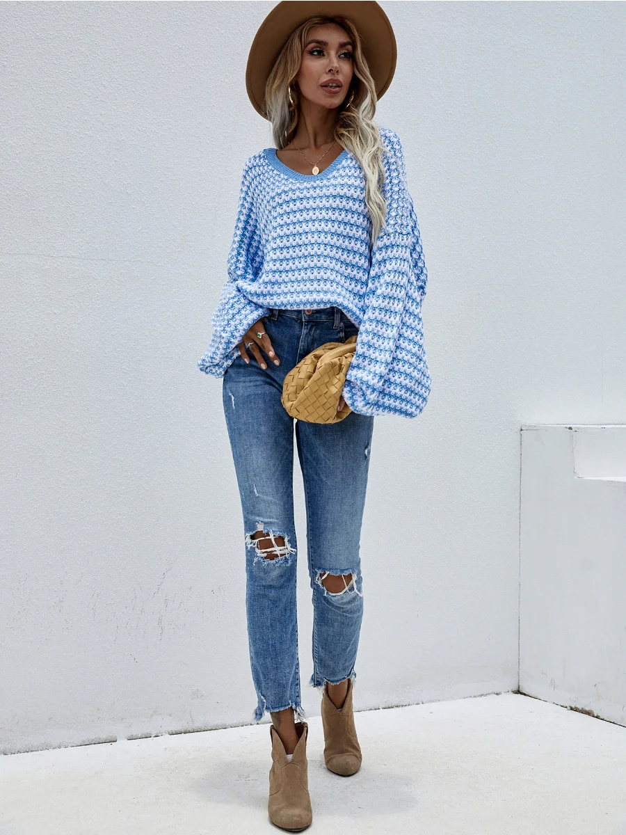 Smaibulun | Puff sleeve V-Neck Sweater - Blue - Image 4