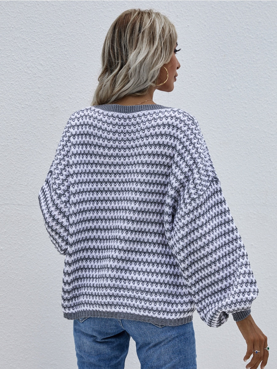 Smaibulun | Puff sleeve V-Neck Sweater - Grey - Image 6