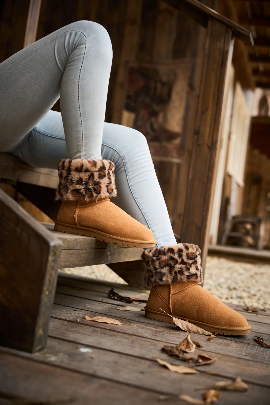 SMAIBULUN Ugg | Adelene Sherpa Woolen Boots - Chestnut - Image 7