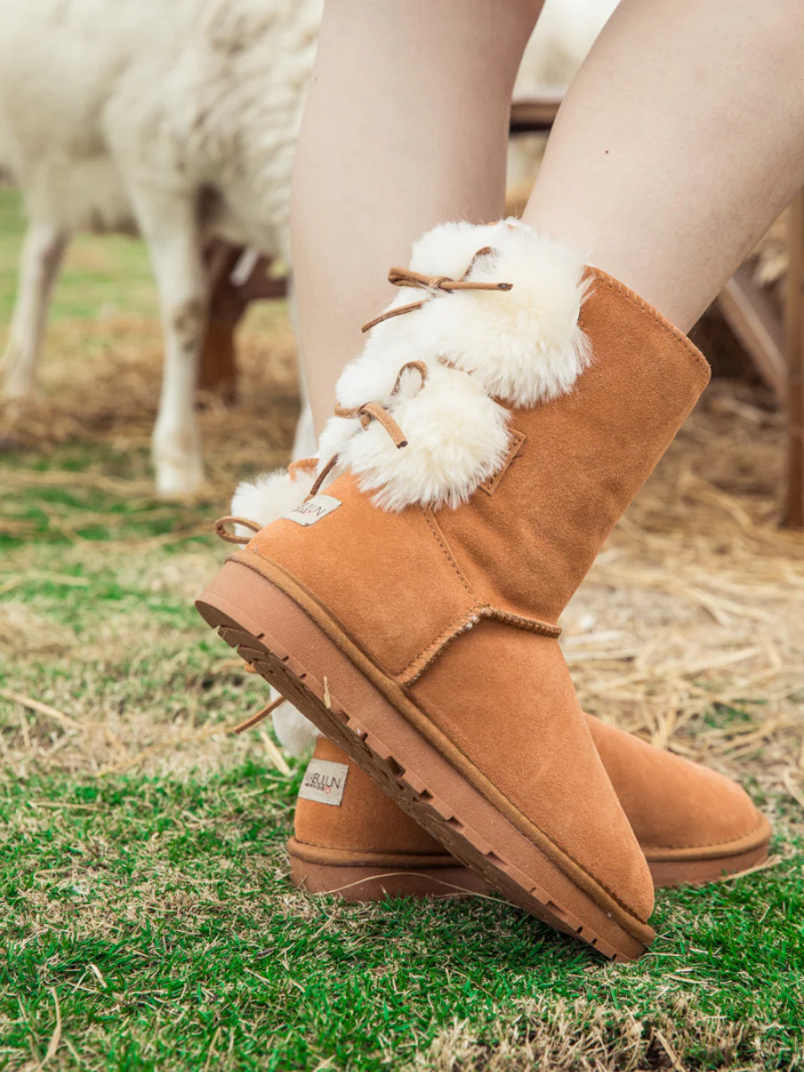 SMAIBULUN Ugg | Back Woollen Bow Suede Boots - Chestnut - Image 5