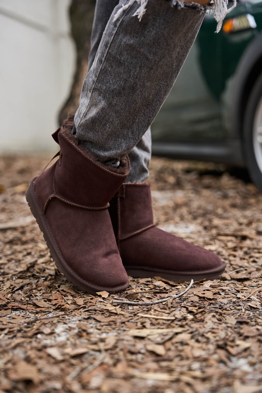 SMAIBULUN Ugg | Bailey Bow Ugg Mini Boots - Chocolate - Image 4