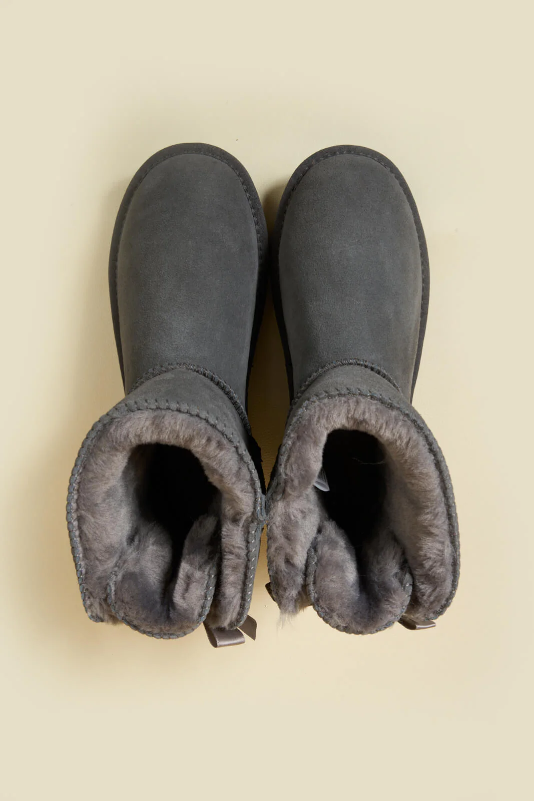 SMAIBULUN Ugg | Bailey Bow Ugg Mini Boots - Grey - Image 14