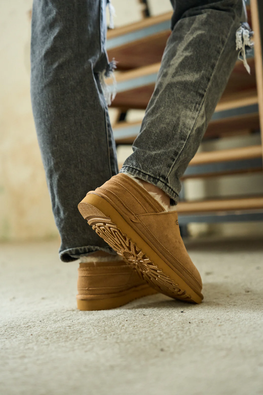 Smaibulun Ugg | Brisk Feels Wool Blend Slipper Boot - chestnut - Image 5