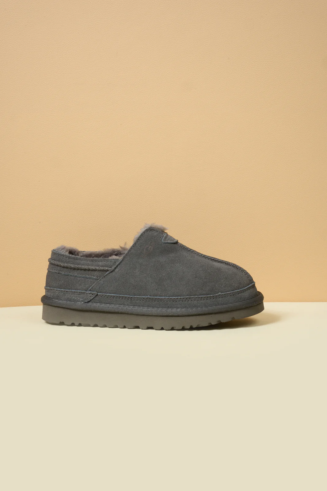 Smaibulun Ugg | Brisk Feels Wool Blend Slipper Boot - Grey - Image 10