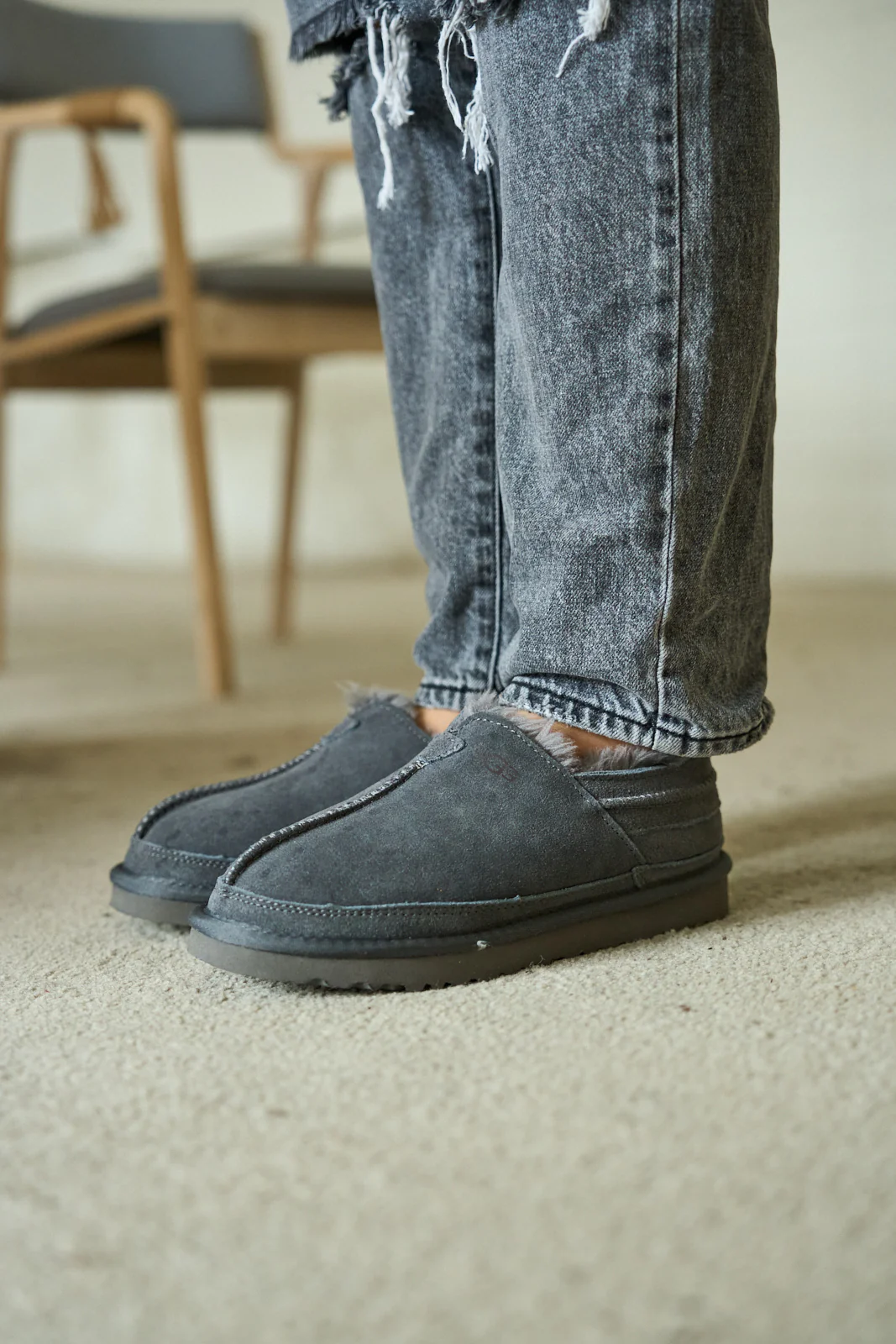 Smaibulun Ugg | Brisk Feels Wool Blend Slipper Boot - Grey - Image 3