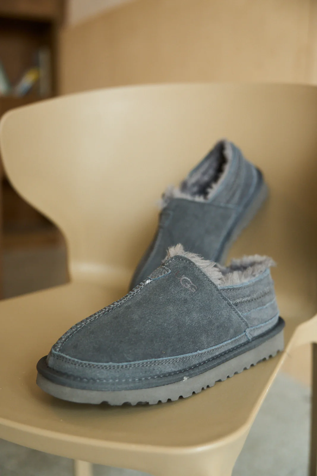 Smaibulun Ugg | Brisk Feels Wool Blend Slipper Boot - Grey - Image 8