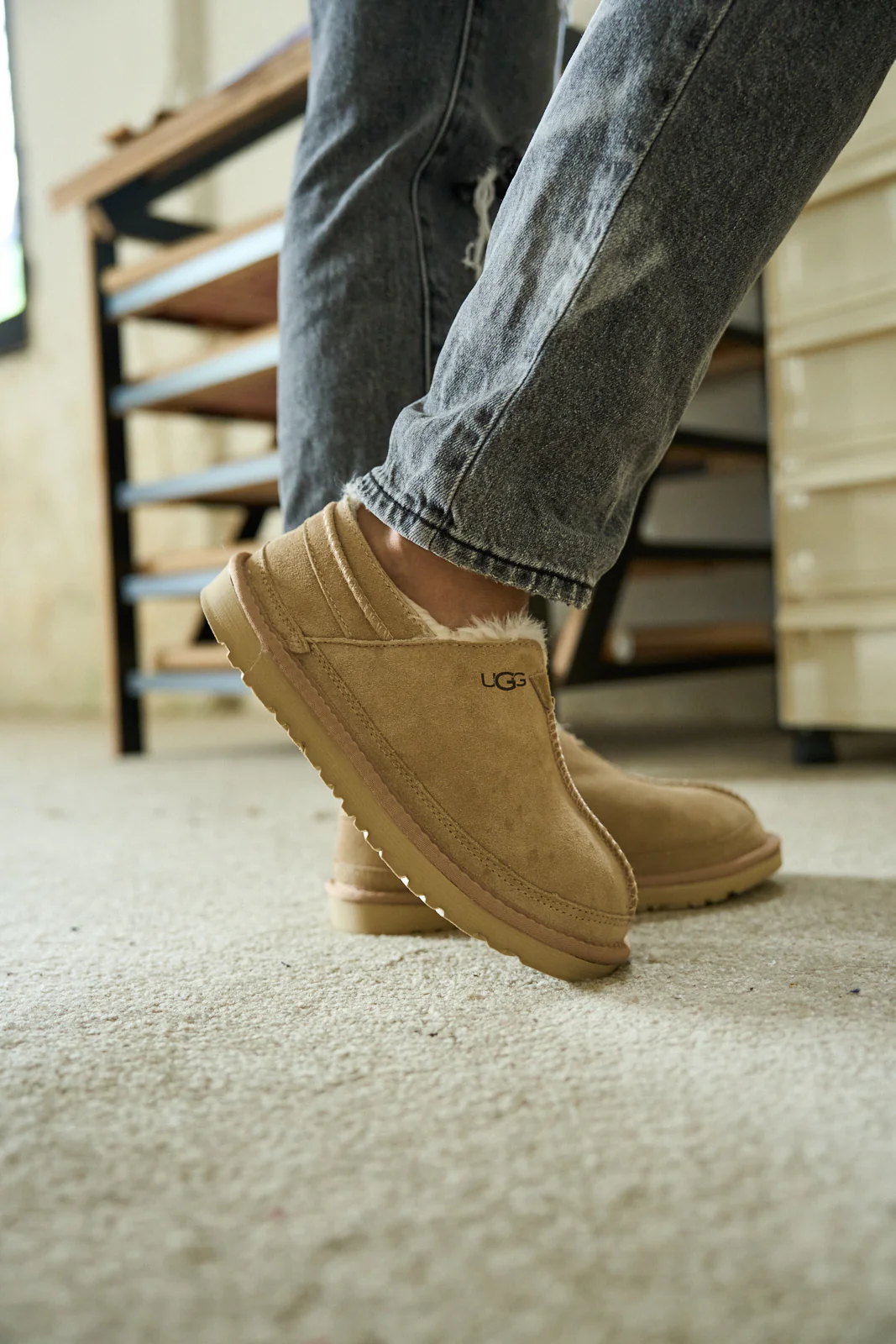 Smaibulun Ugg | Brisk Feels Wool Blend Slipper Boot - Sand - Image 5