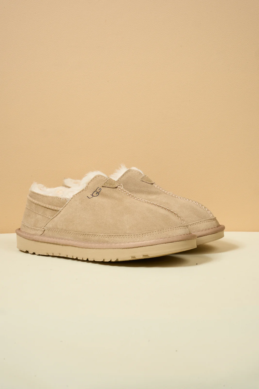 Smaibulun Ugg | Brisk Feels Wool Blend Slipper Boot - Sand - Image 8