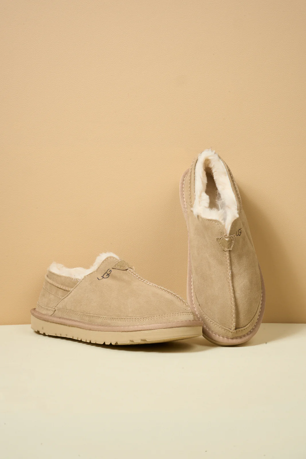 Smaibulun Ugg | Brisk Feels Wool Blend Slipper Boot - Sand - Image 9
