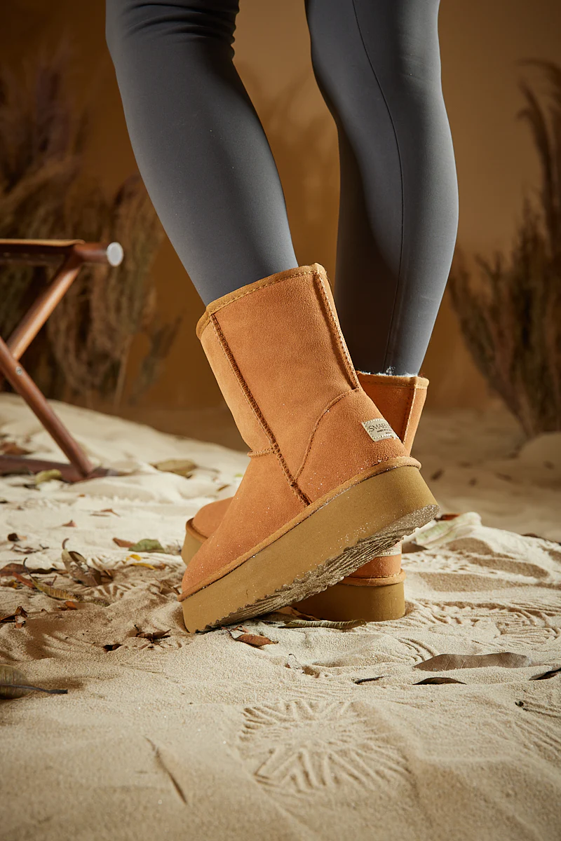 Smaibulun Ugg | Cloud Nine Platform Mini Boots - Chestnut - Image 4