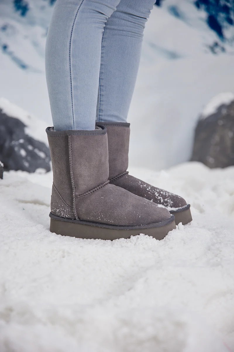 Smaibulun Ugg | Cloud Nine Platform Mini Boots - Grey - Image 9