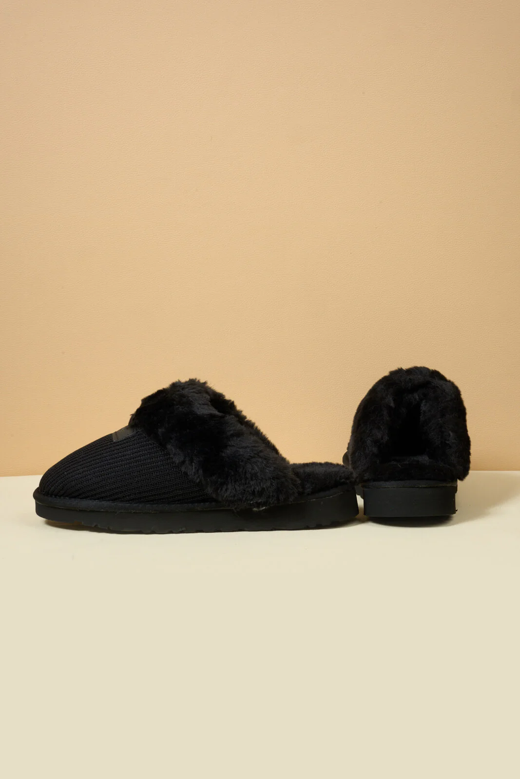 SMAIBULUN Ugg | Corduroy Knit Wool Blend Slipper - black - Image 13