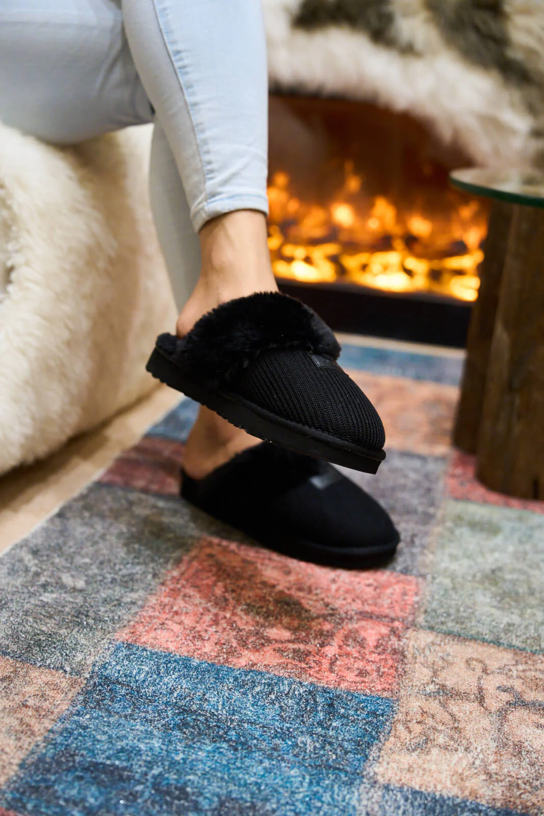 SMAIBULUN Ugg | Corduroy Knit Wool Blend Slipper - black - Image 7