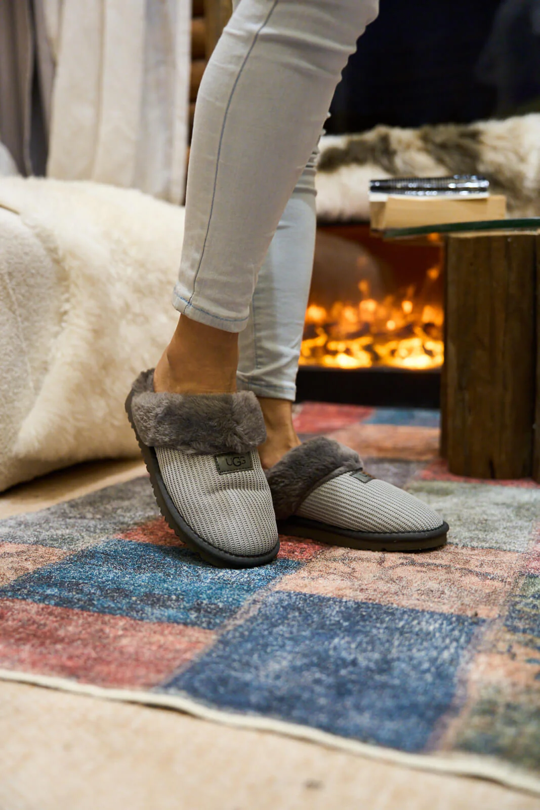 SMAIBULUN Ugg | Corduroy Knit Wool Blend Slipper - grey - Image 2