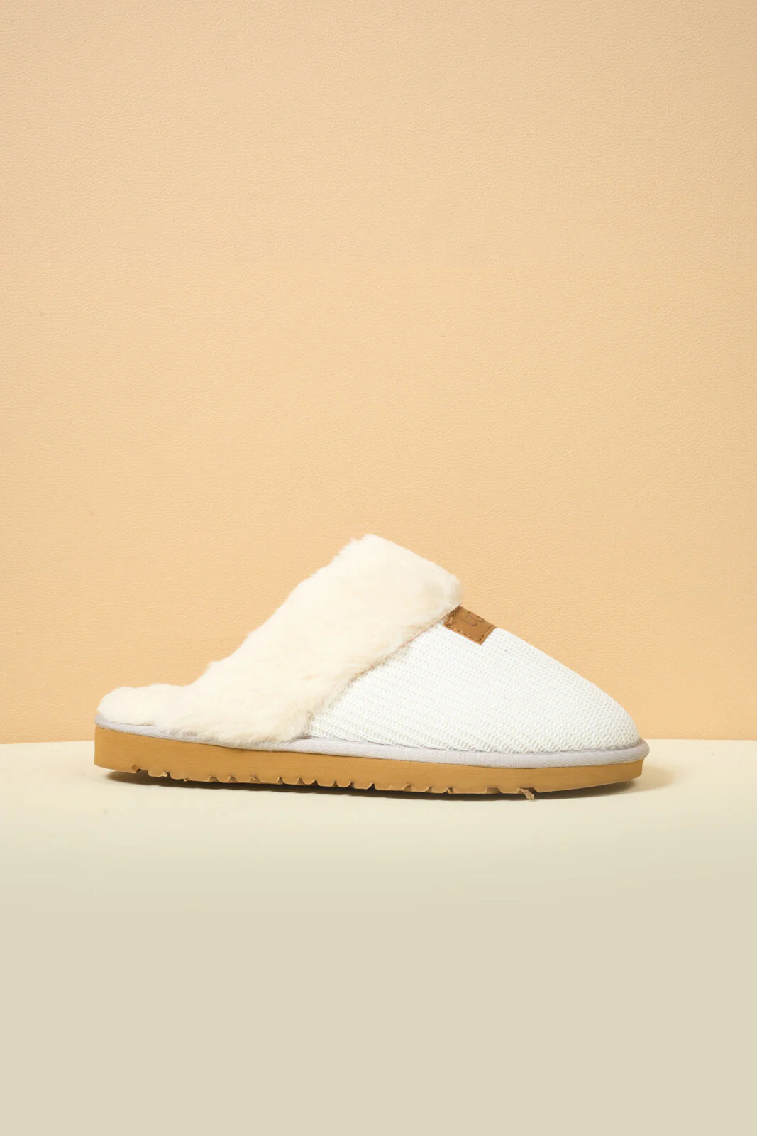 SMAIBULUN Ugg | Corduroy Knit Wool Blend Slipper - white - Image 12