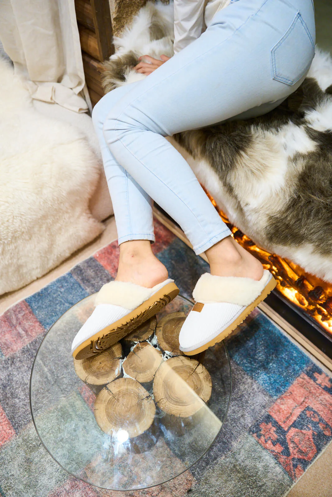 SMAIBULUN Ugg | Corduroy Knit Wool Blend Slipper - white - Image 7