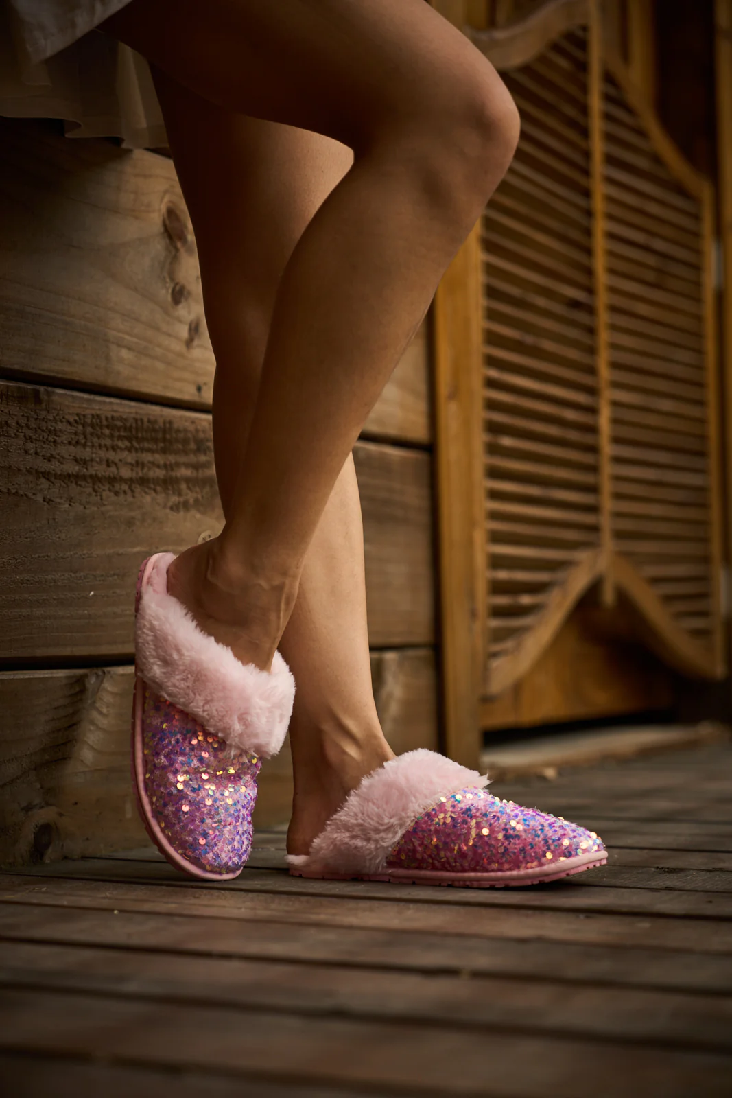 SMAIBULUN Ugg | Cozy Day Glam Sequins Slipper - Pink - Image 5