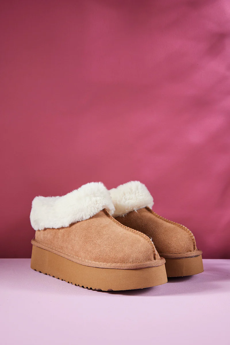 Smaibulun Ugg | Cuddle Up Wool Lined Suede Bootie - Chestnut - Image 7
