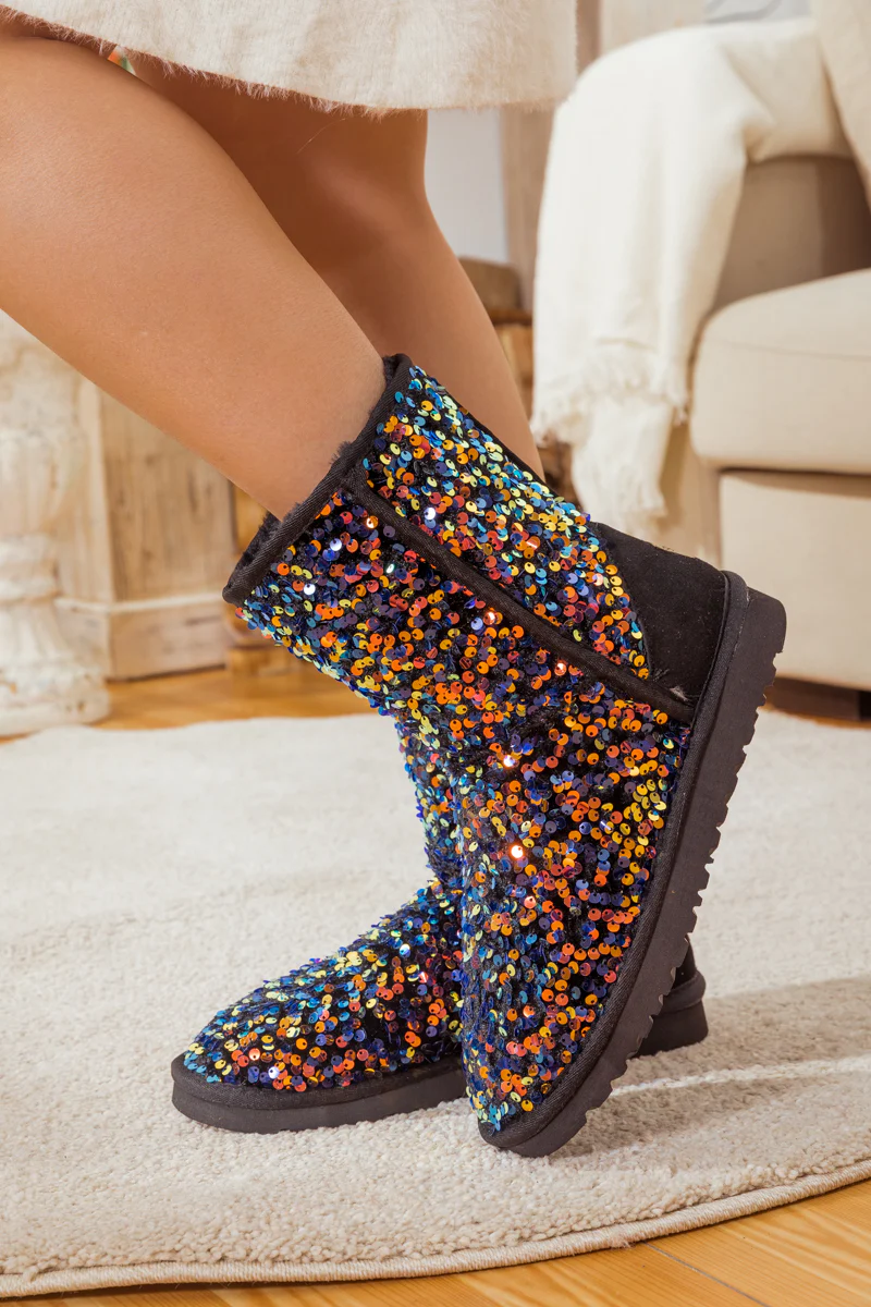 Smaibulun Ugg | Dallas Glam Sequin Shearling Boots - Black - Image 2