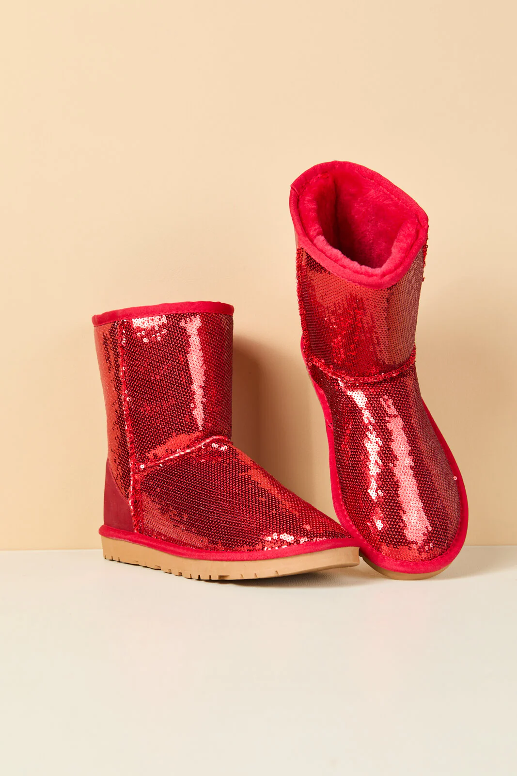 Smaibulun Ugg | Dallas Glam Sequin Shearling Boots - crimson - Image 10