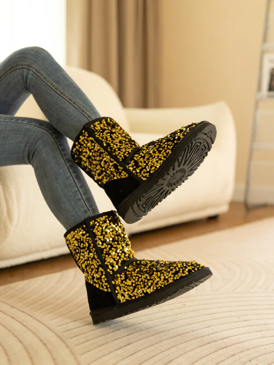 Smaibulun Ugg | Dallas Glam Sequin Shearling Boots - Gold - Image 8