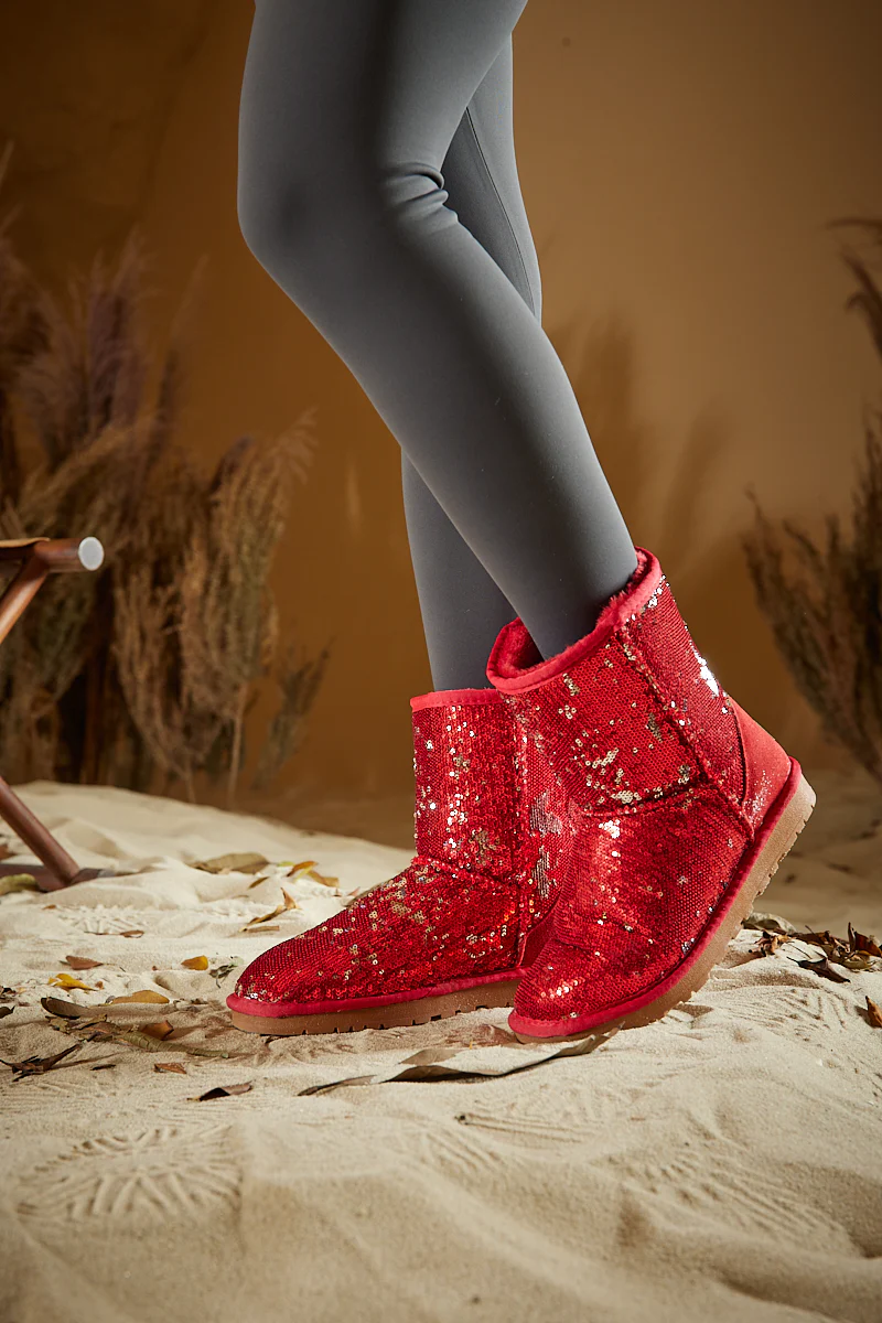 Smaibulun Ugg | Dallas Glam Sequin Shearling Boots - Red - Image 2