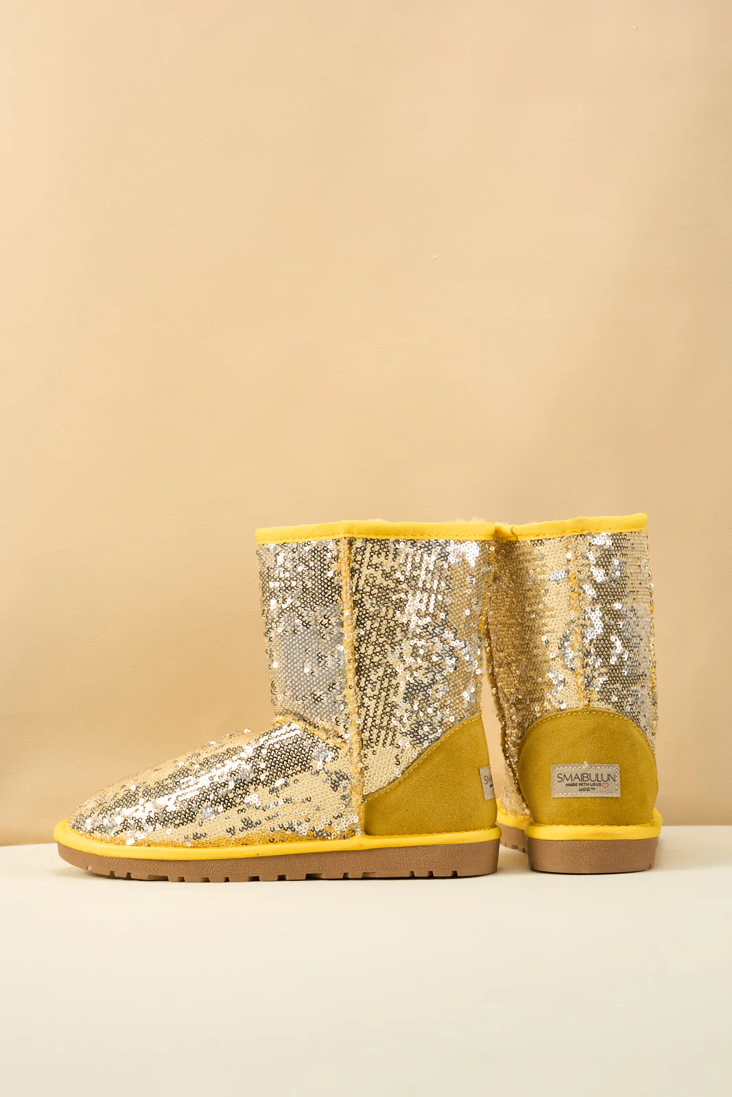 Smaibulun Ugg | Dallas Glam Sequin Shearling Boots - Yellow - Image 10