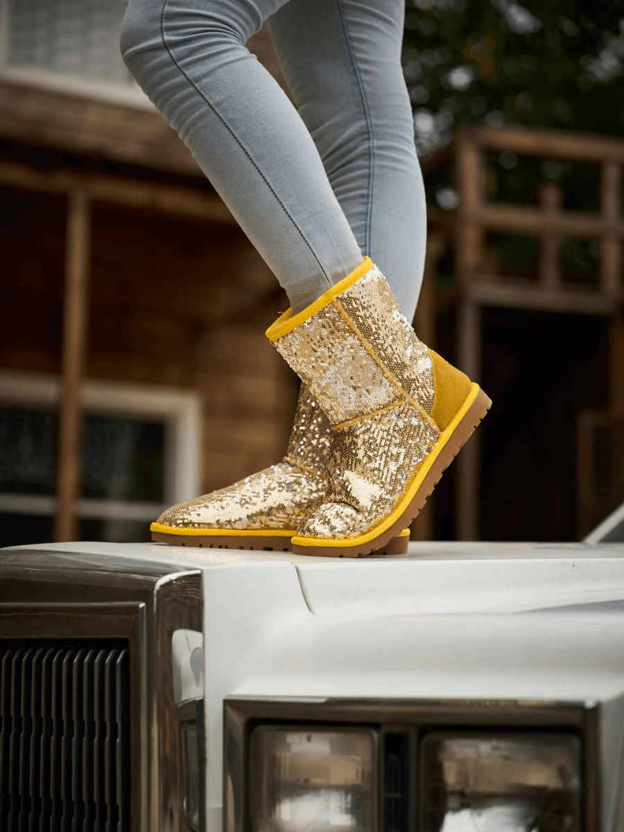 Smaibulun Ugg | Dallas Glam Sequin Shearling Boots - Yellow - Image 2