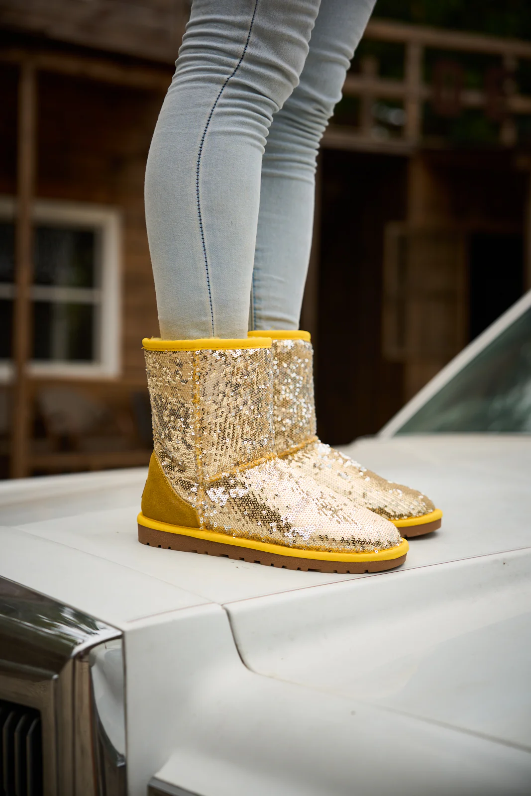 Smaibulun Ugg | Dallas Glam Sequin Shearling Boots - Yellow - Image 4