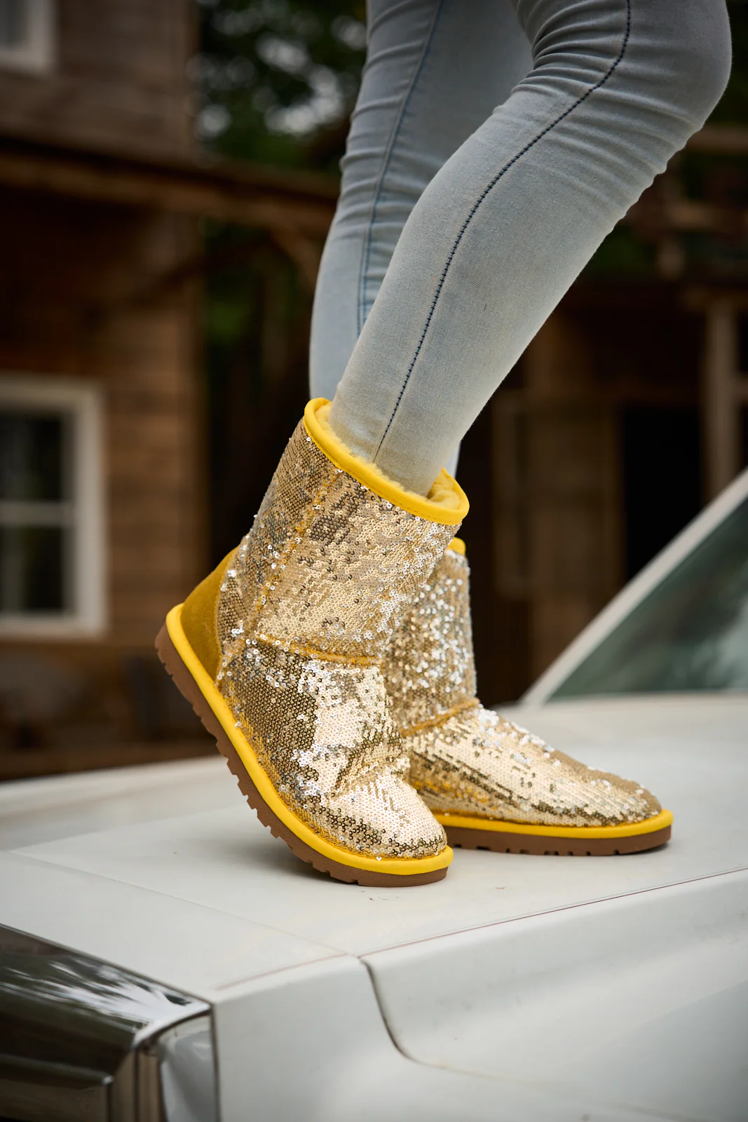 Smaibulun Ugg | Dallas Glam Sequin Shearling Boots - Yellow - Image 5