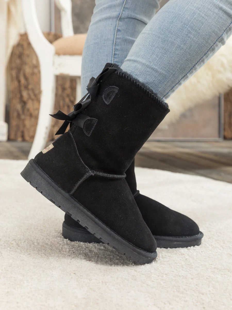 Smaibulun Ugg | Double Ballet Ribbon Bow Suede Shearling Boots - Black - Image 3