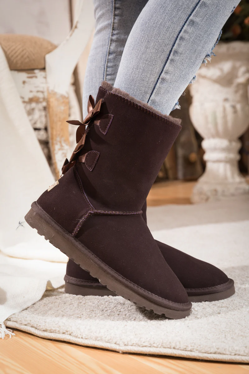 Smaibulun Ugg | Double Ballet Ribbon Bow Suede Shearling Boots - brown - Image 3